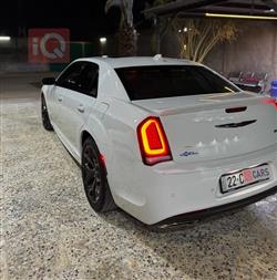 کرایسلەر 300